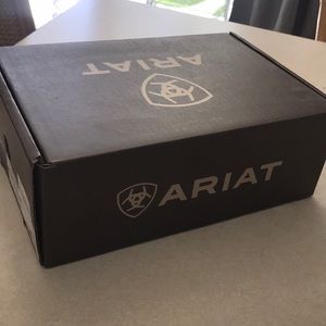 Ariat women’s cruiser